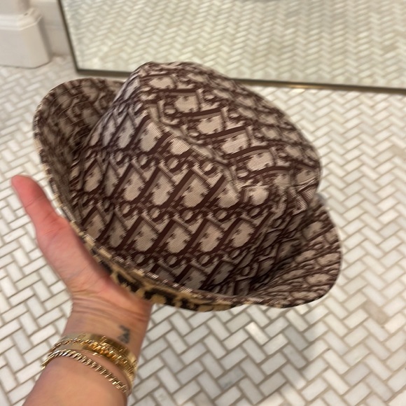 Dior bucket hat (reversible) - Picture 4 of 5